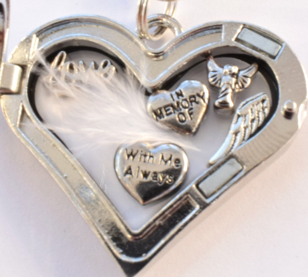 Mum 2024 dad locket